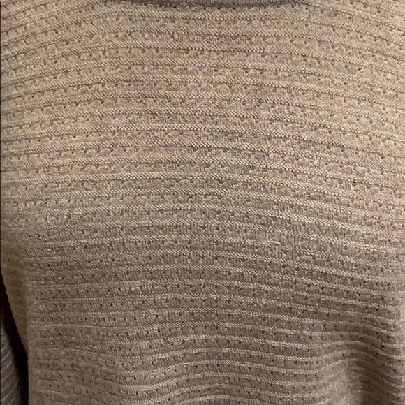 Sweater - Picture 4 of 4